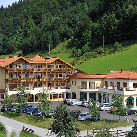 Hotel Seeblick Goldegg im Pongau Exterior foto